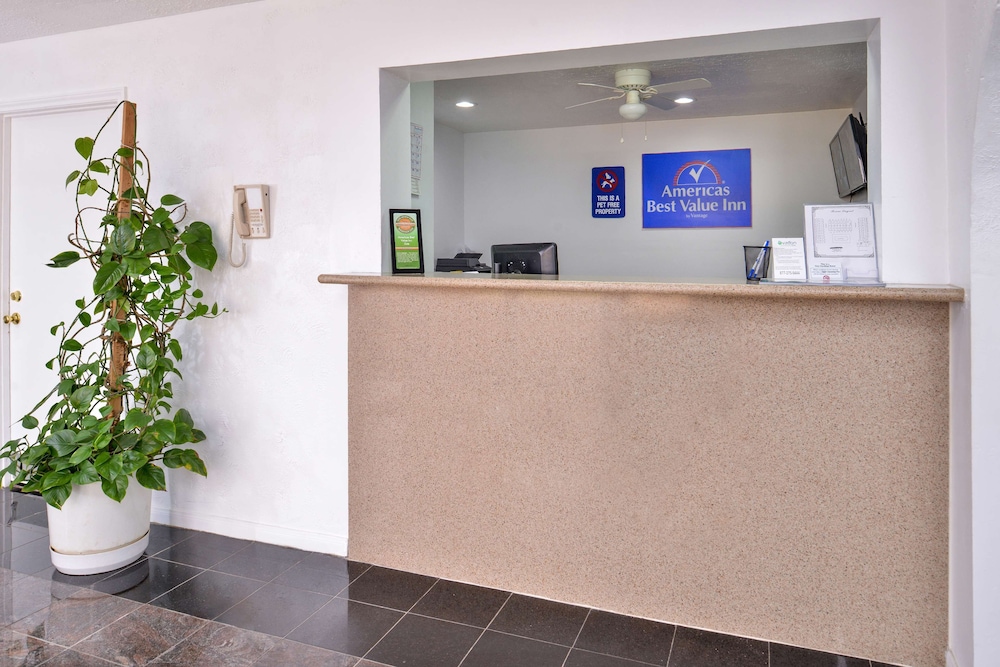 Americas Best Value Inn Clute Lake Jackson - Property Image 21