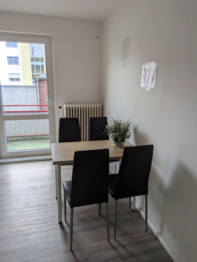 NestOaseWHV Zimmer zw.City und Südstrand
