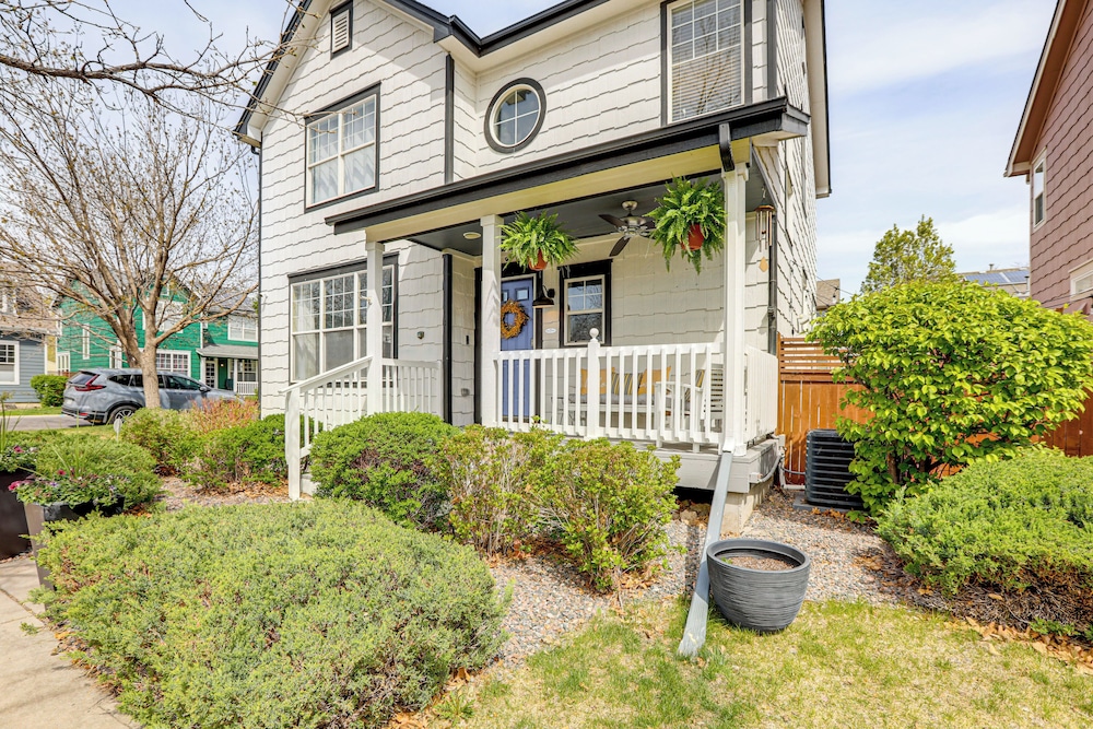 Walk to Empower Field & Sloan Lake: Charming Apt!