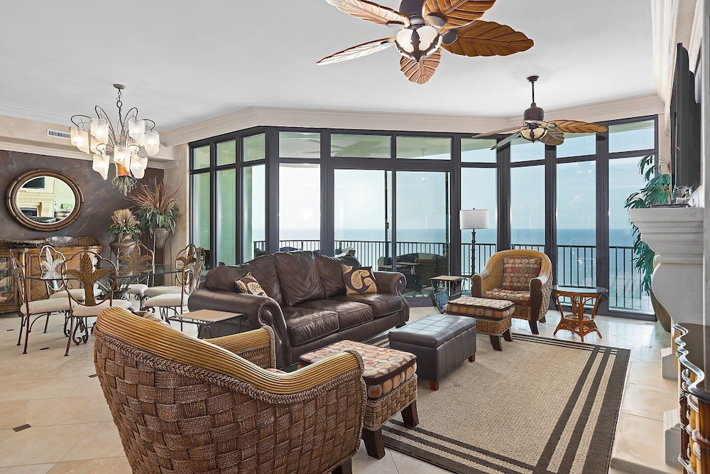 Phoenix West by Southern Vacation Rentals
