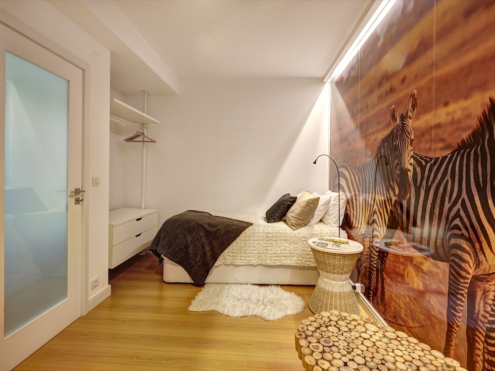 Sonel Investe Apartments Martim Moniz SQ view 4
