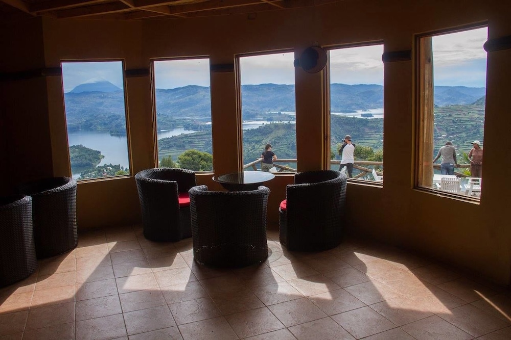 Arcadia Lodges Lake Bunyonyi