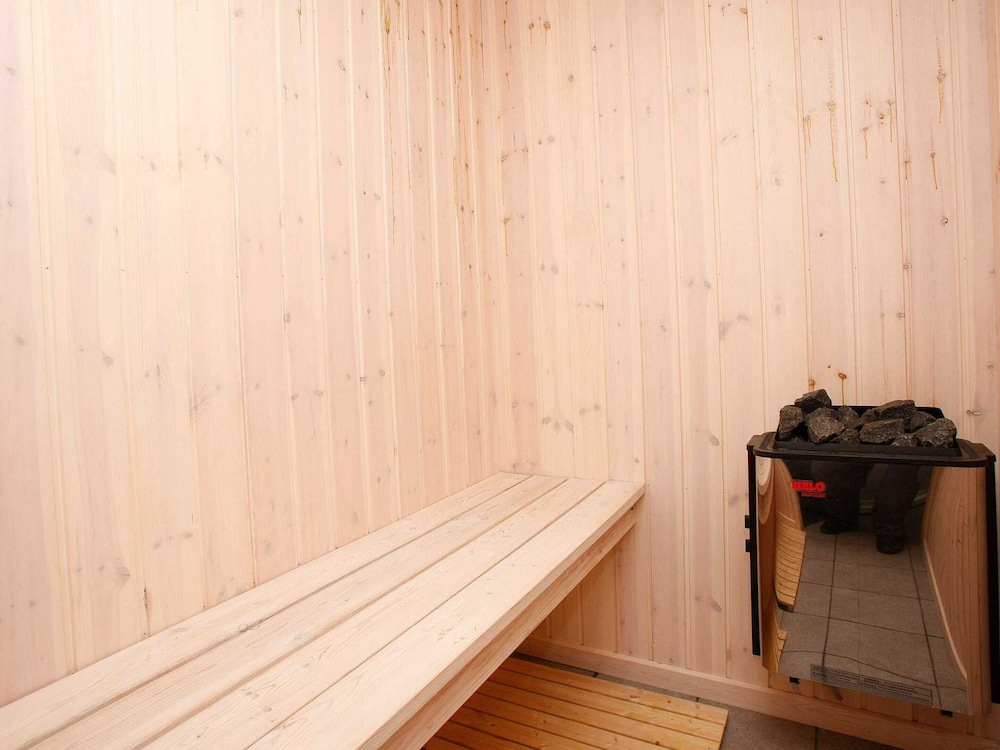 10 Person Holiday Home in Albaek view 4