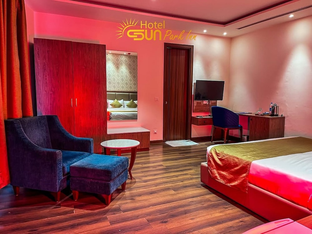 HOTEL SUNPARKINN BARNALA Punjab