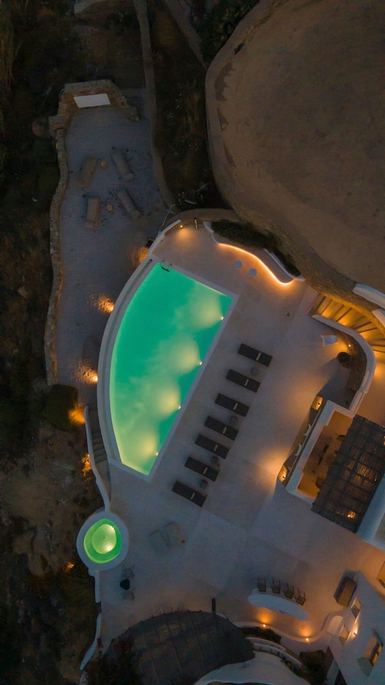 Luxury Villa With Stunning Views Above Kalo Livadi