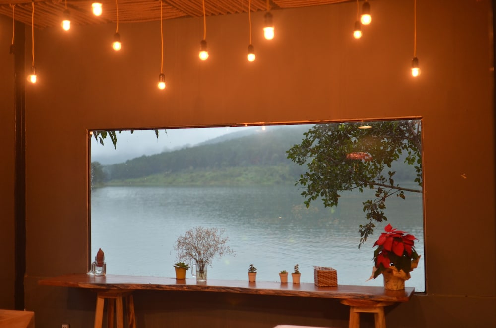 The Lake House Dalat - Hostel