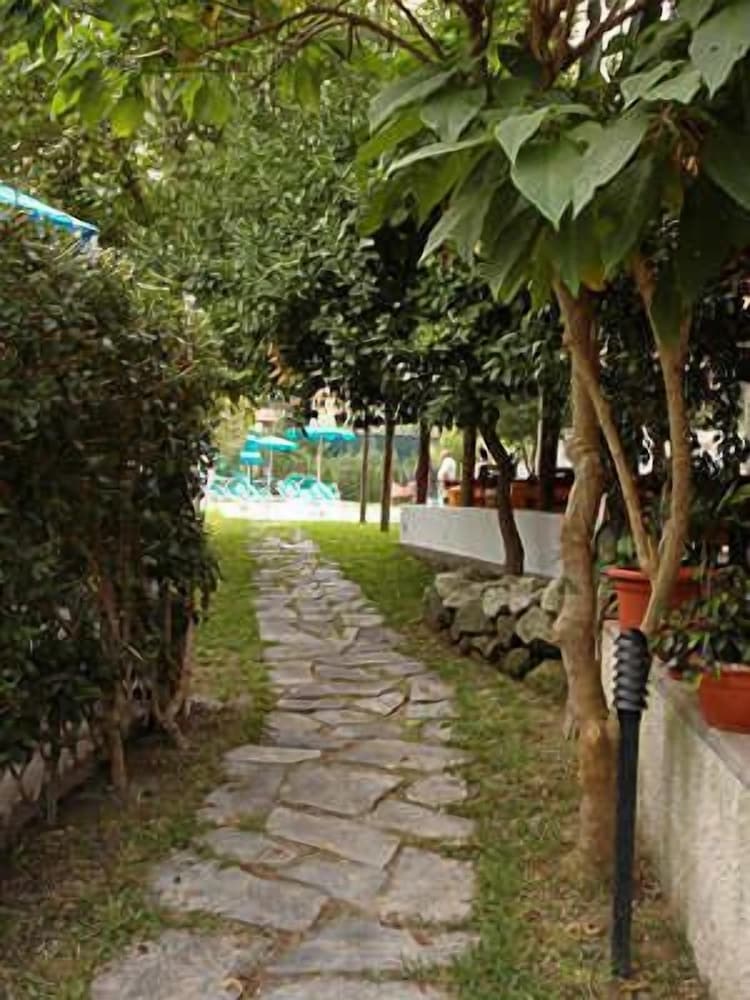 Villa Tina view 2