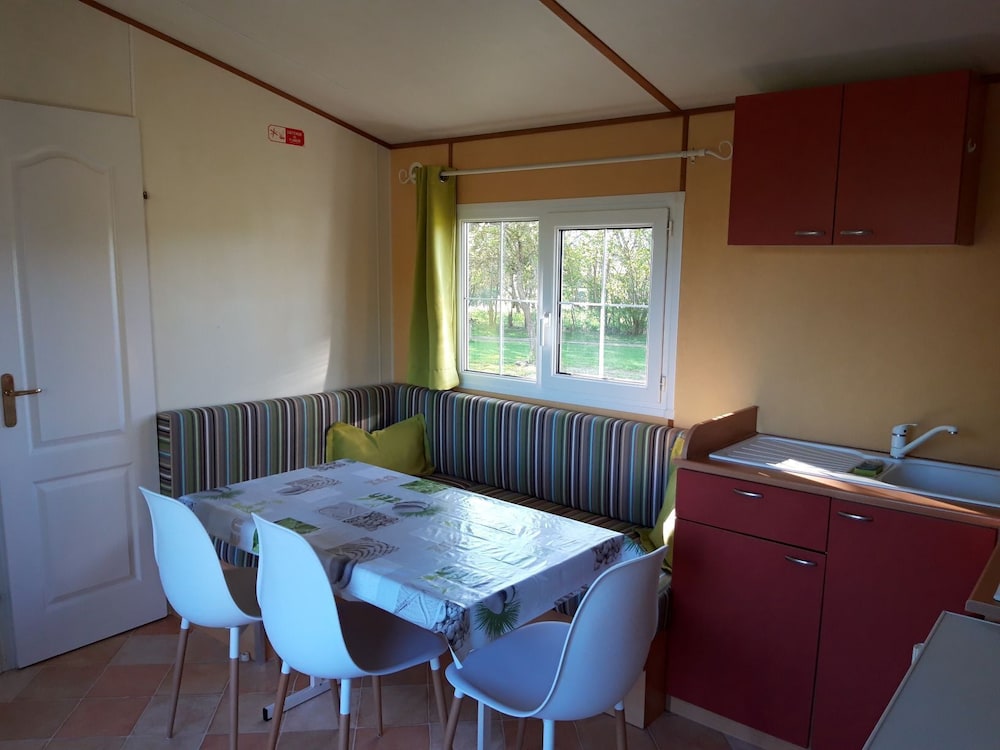 Camping des 2 Rives view 5