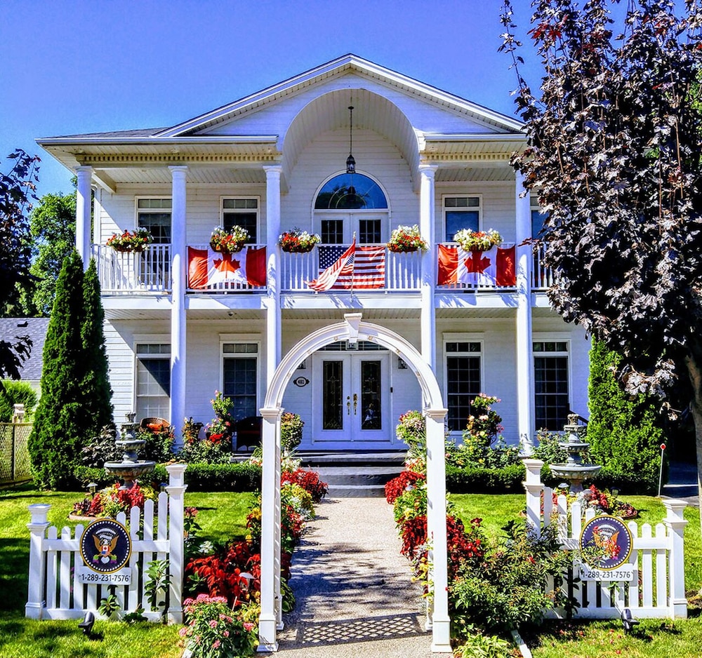 The White House Boutique Bed & Breakfast-0