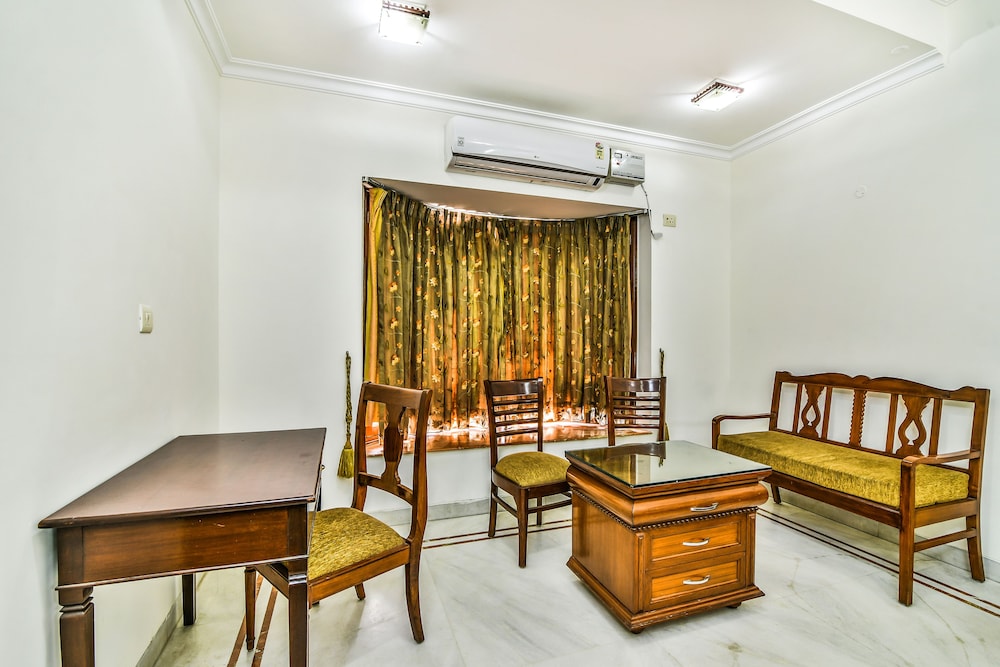 FabHotel Homeport Residency