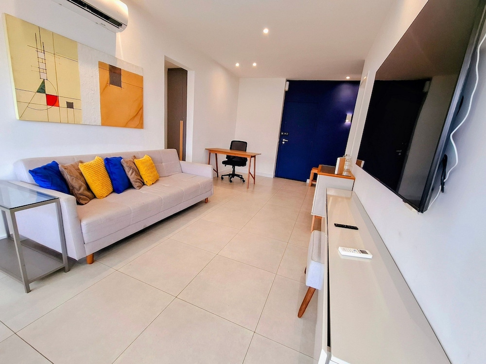 Barra Max - Praia e Conforto.