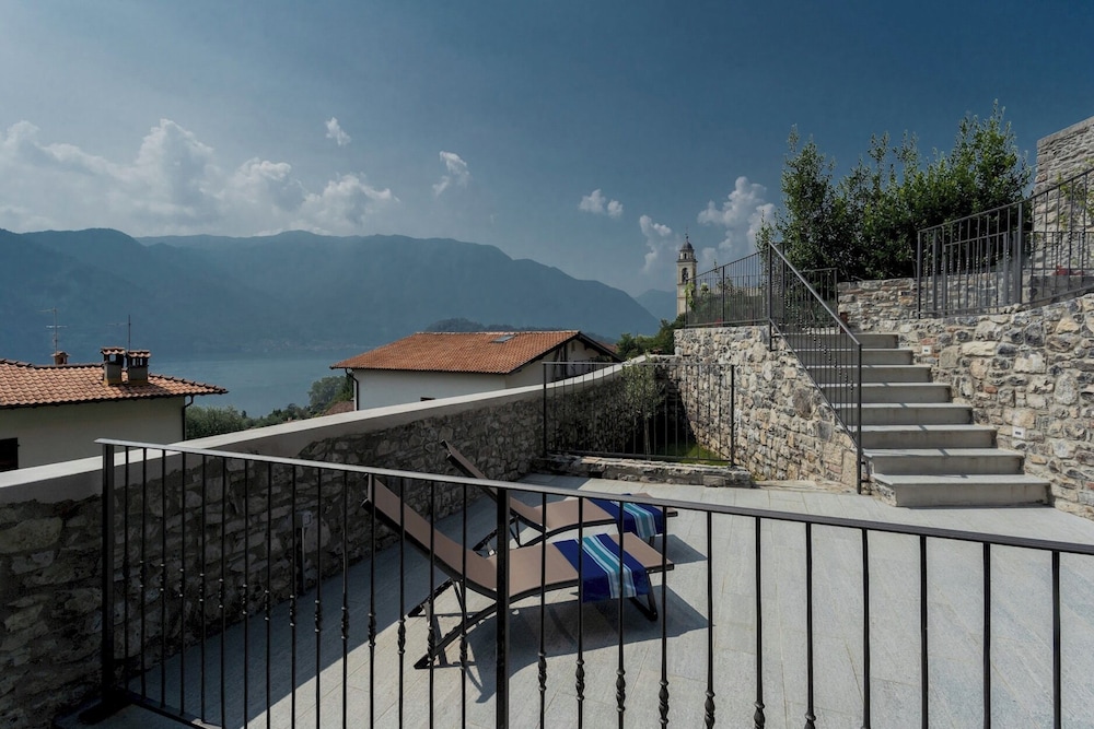 Castravalva Villa by Rent all Como photo 2