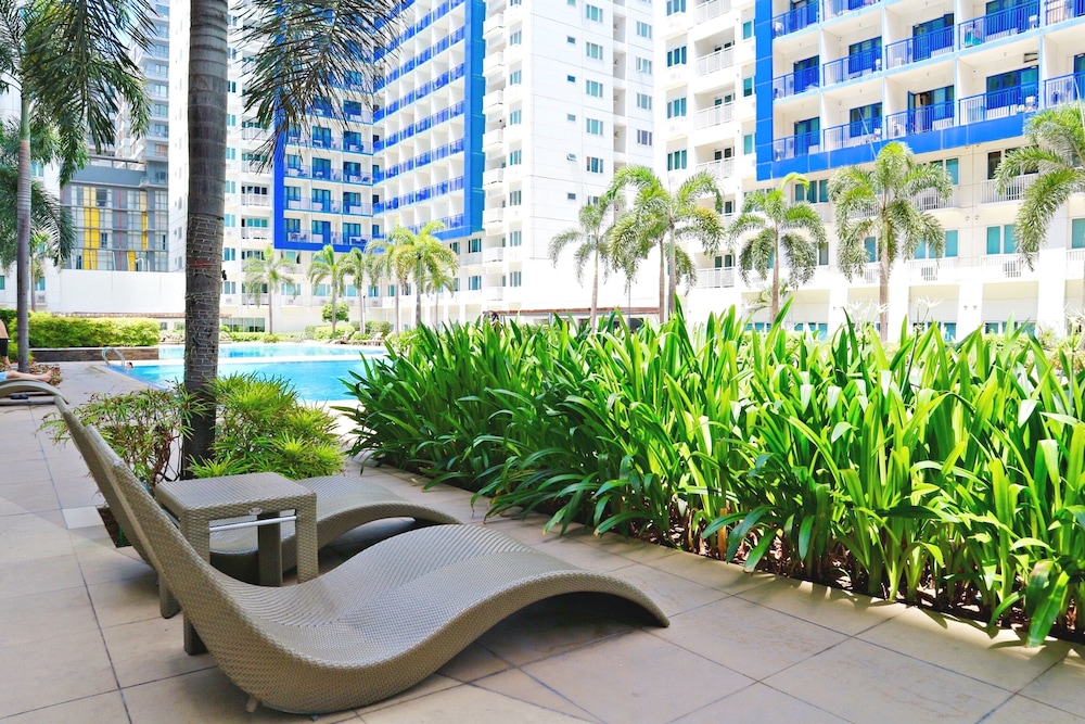 CondoDeal at Sea Residences