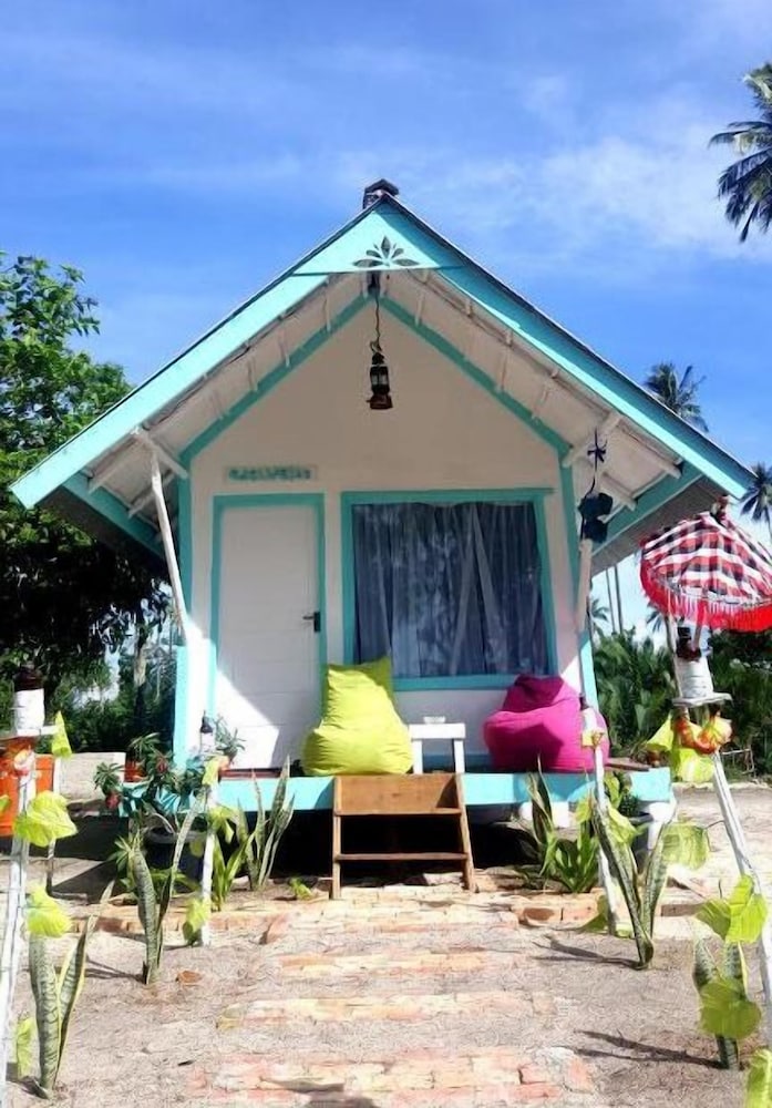 New Marjoly Beach & Resort