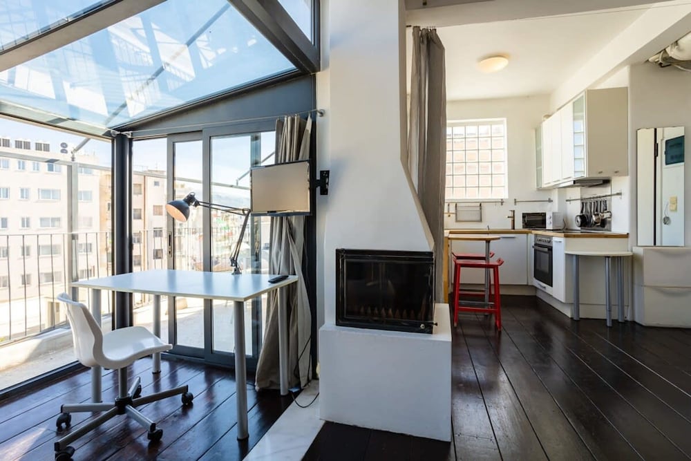 Acropolis Cozy Studio Home in the Heart of Athens