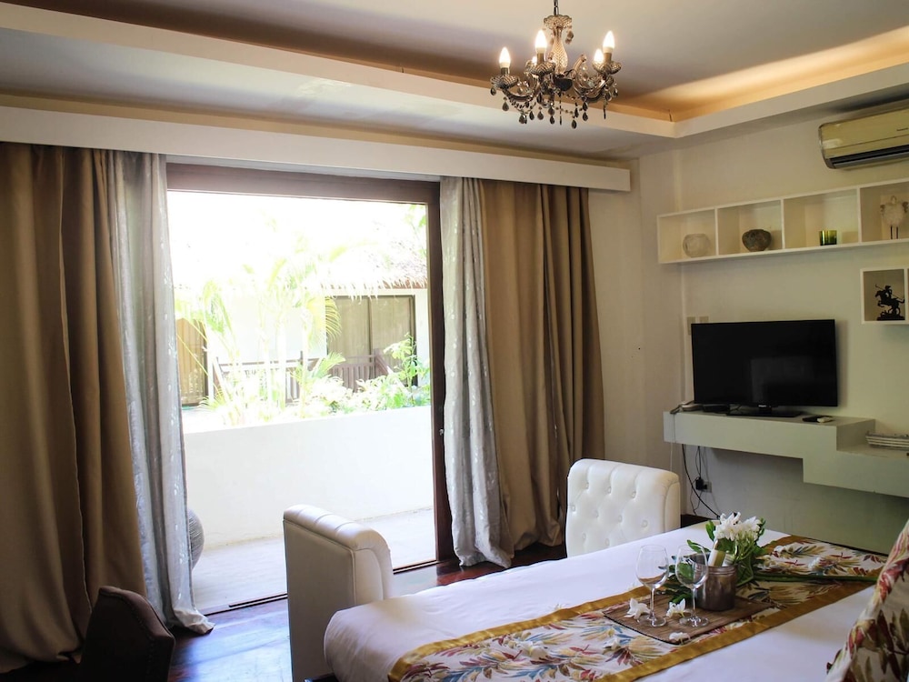 Lio Villas Resort