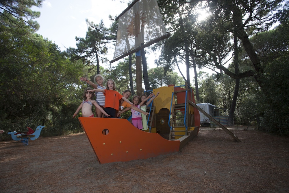 PuntAla Camp & Resort
