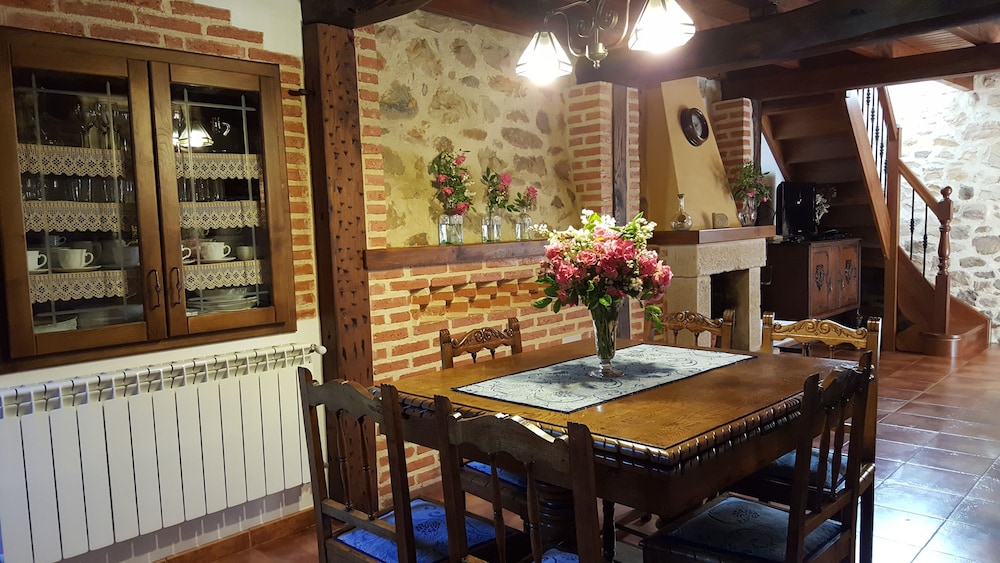 Conjunto de Turismo Rural La Tablá