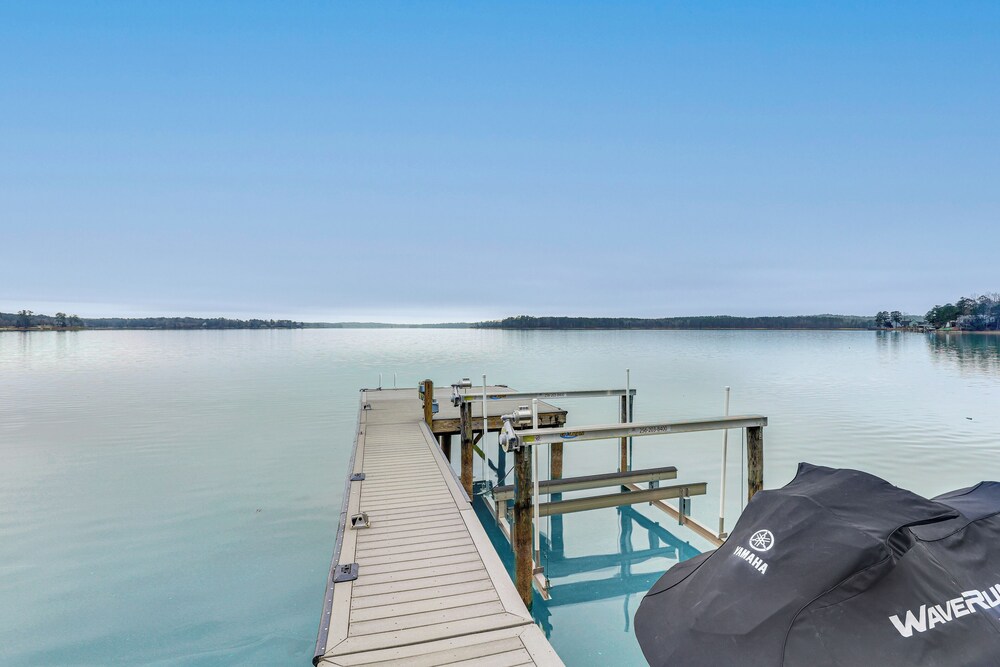 Boat Dock & Stunning Views: Lake Martin Retreat!