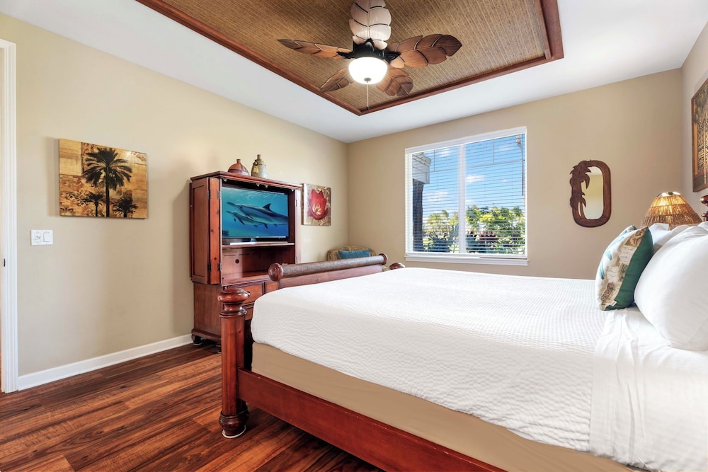 Golf View Villa - Concierge, Pools, Walk to Beach, Shops & Restaurants - Vrkcv