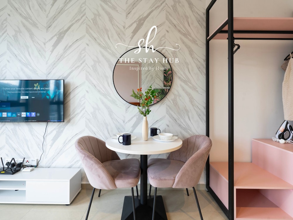 Paxtonz Luxe Suites by The Stay Hub
