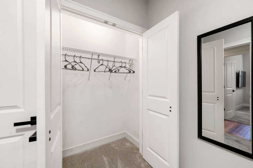 Chicago 2 Bed 2 Bed Comfy Home