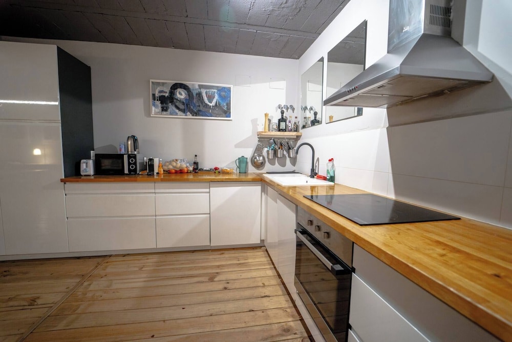 Duplex Loft And Home Office 140m2 Plus a 70m2 Terrace