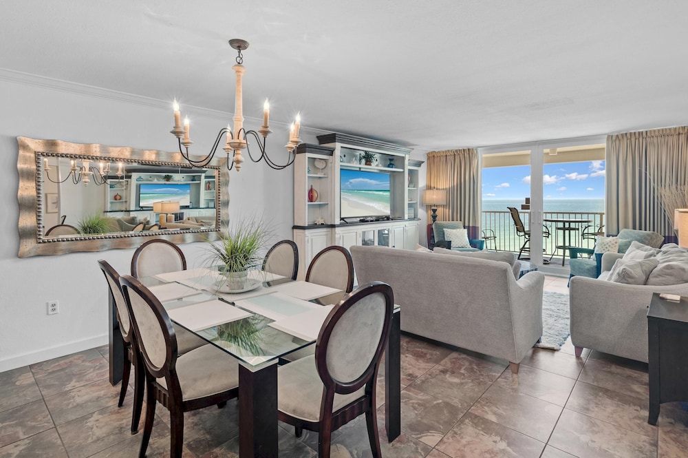 Shoreline Towers 1113