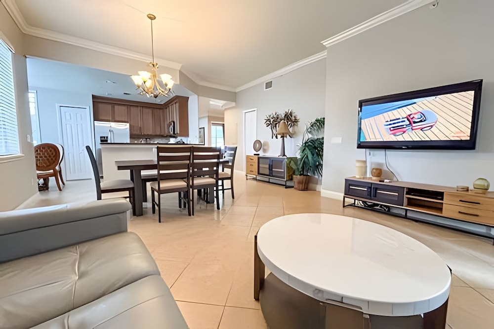 Modern 3BR Condo Reunion Resort + Pool Access