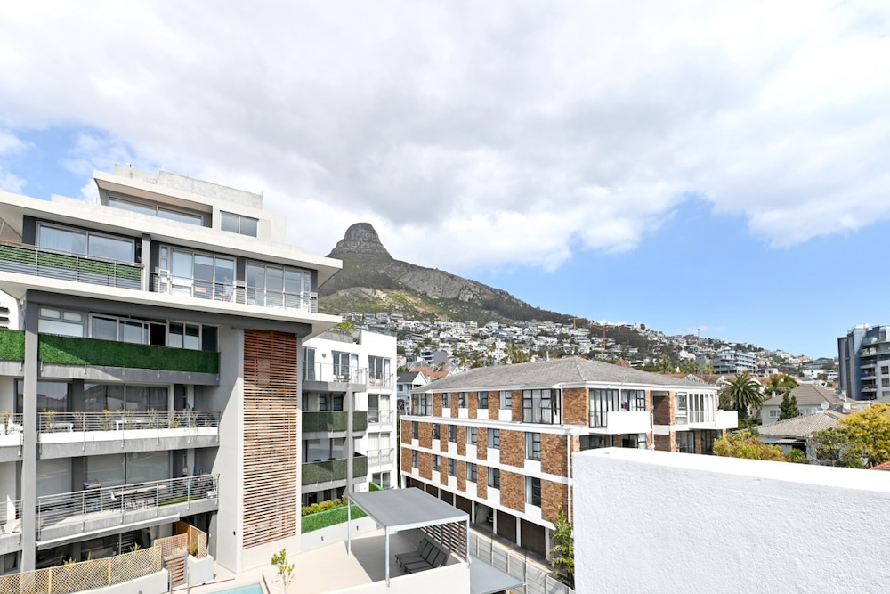 2 Bedroom Heart of Sea Point The Avant