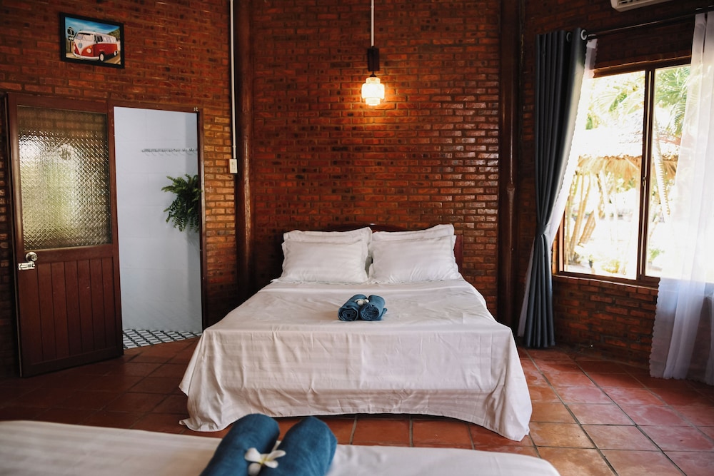 The little garden homestay