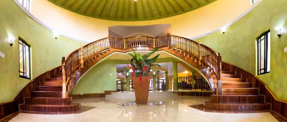 Milbrooks Villa and Retreat