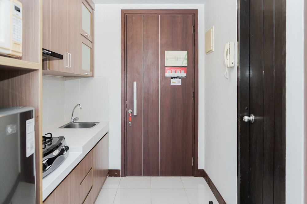 Comfortable Studio Apartment At Scientia Residence