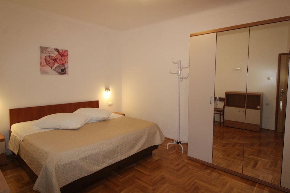 Villa Nino view 3