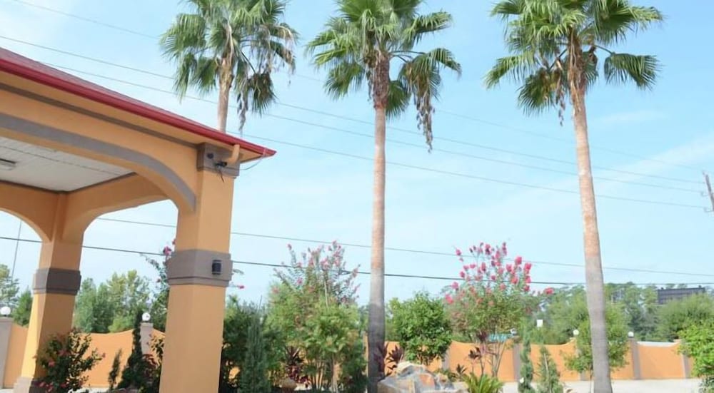 Regency Inn - Property Image 26