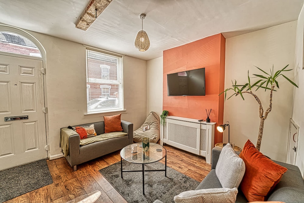Host Stay Southfield Residence