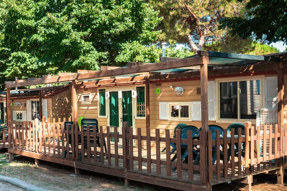 hu Firenze Certosa camping in town