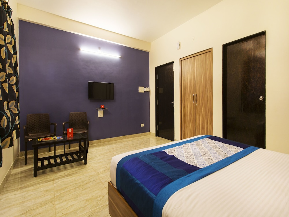 OYO 9566 Hotel JK Excellency