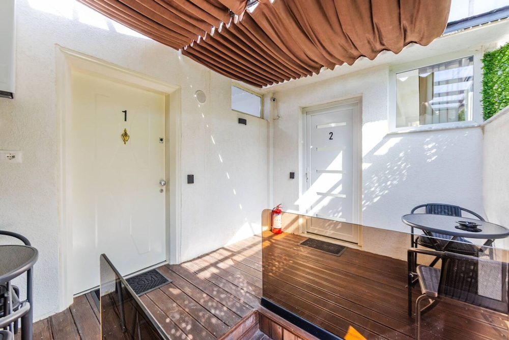 Green Luxe Suite 1 in Shkod r