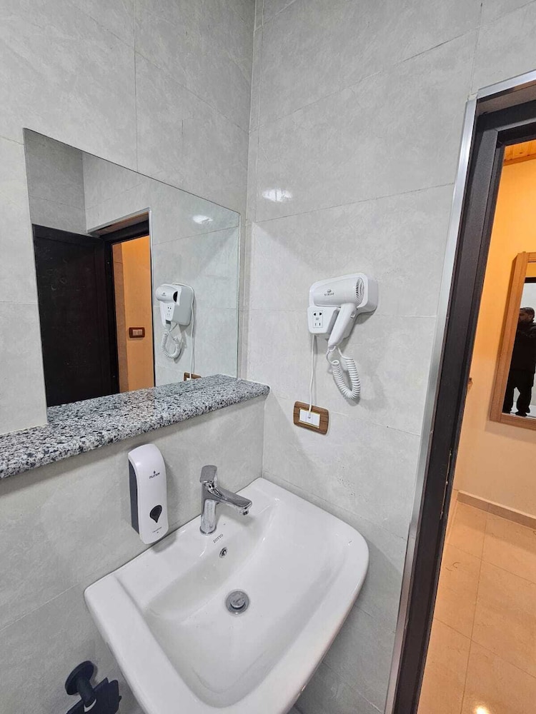 Ramses Lodge- Tafilah