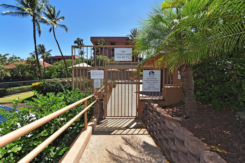 Kahana Villa F405 in Lahaina