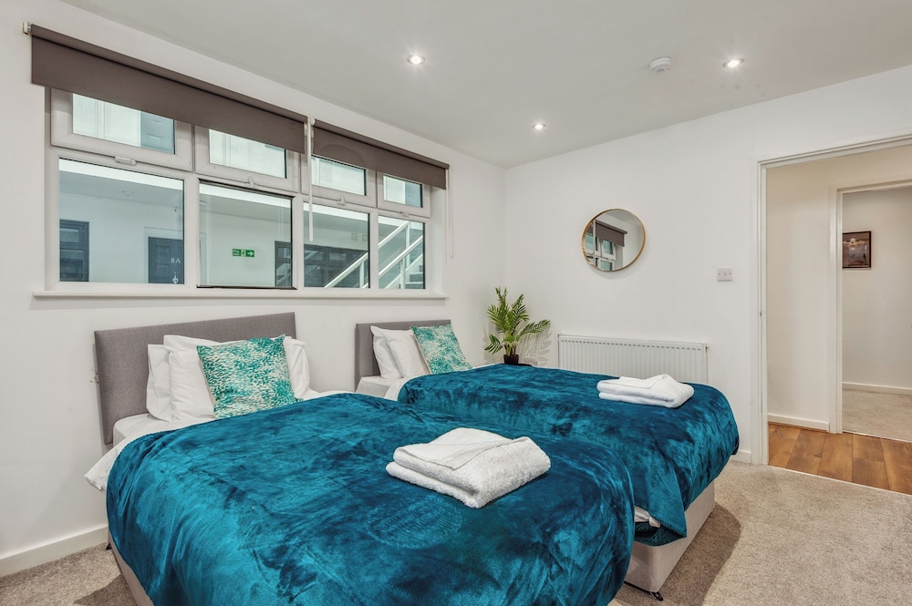Central Liverpool Retreat
