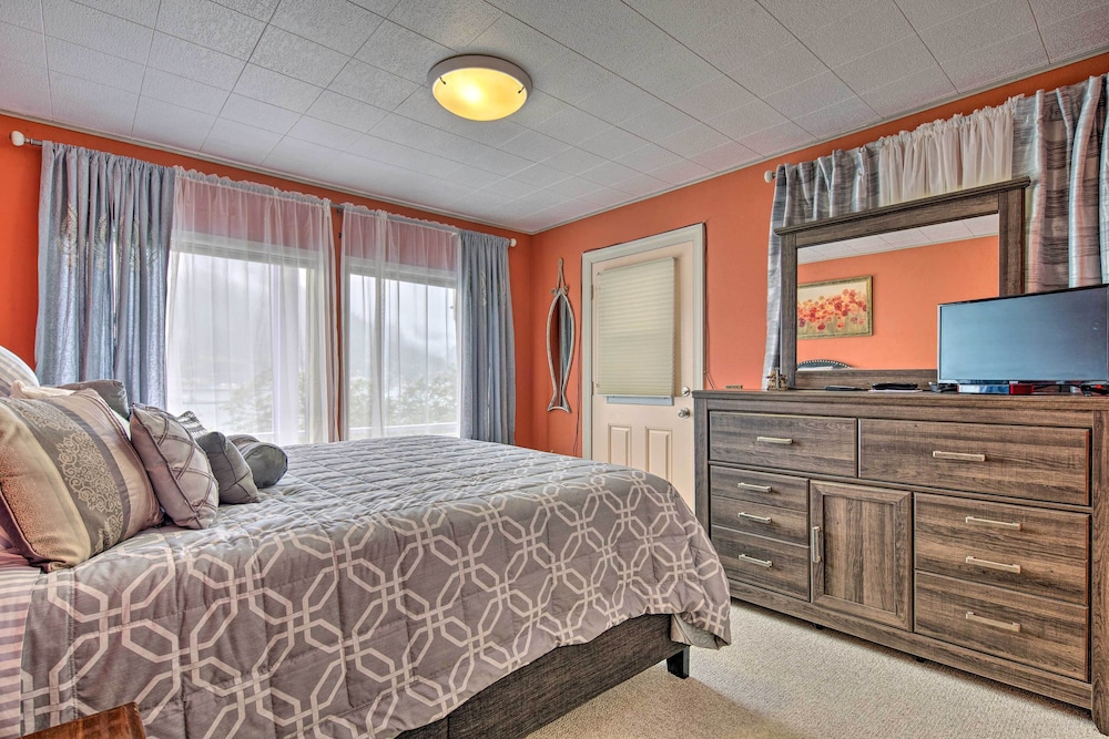 Juneau Vacations - Waterfront House w/ Glacial Views - Near Downtown! - Property Image 28