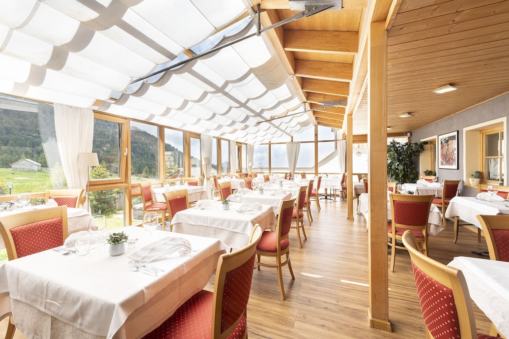 Berghotel Jochgrimm - Your hoome in the Dolomites