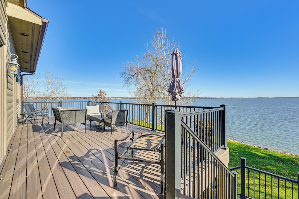 Waterfront Home w/ Boat Dock & Deck in Storm Lake!