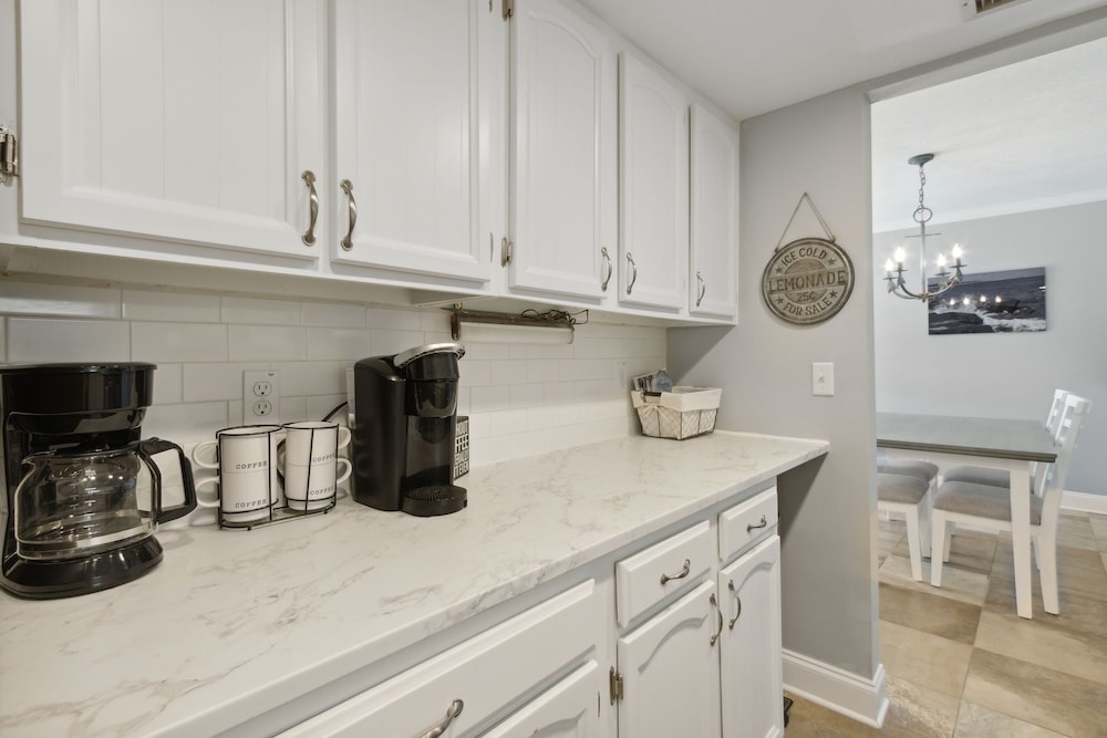 Fernandina Shores 6398 2 Bedroom Condo