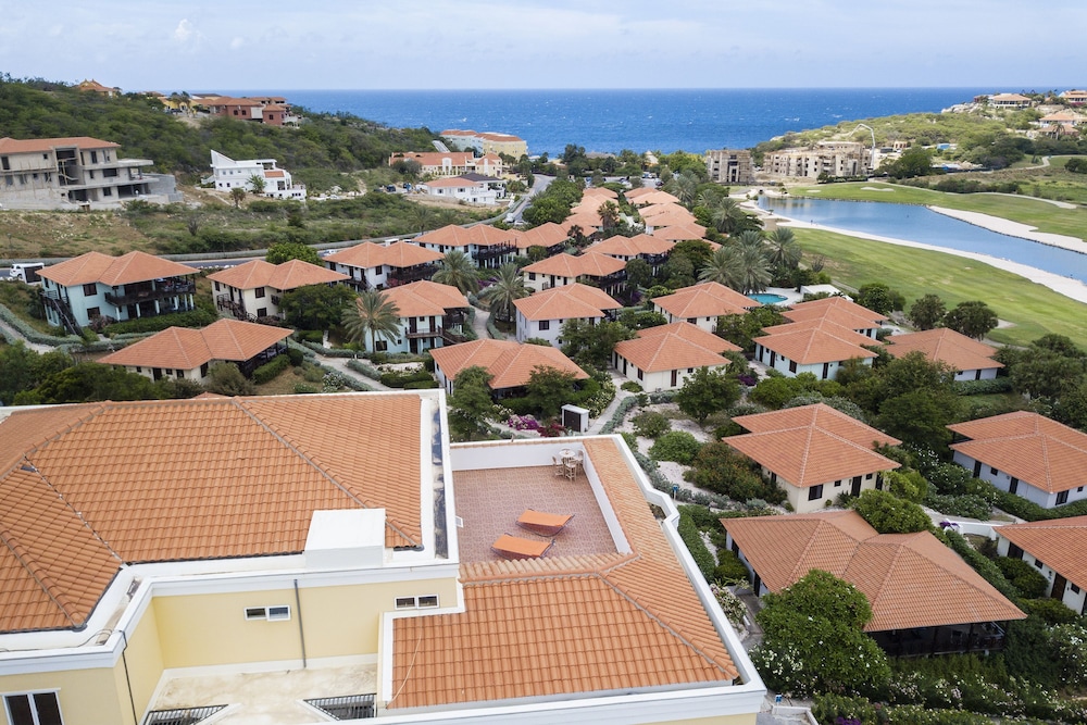 Blue Bay Apartments