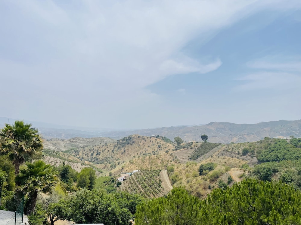 Casa Rural Comares con Piscina Privada by At Home