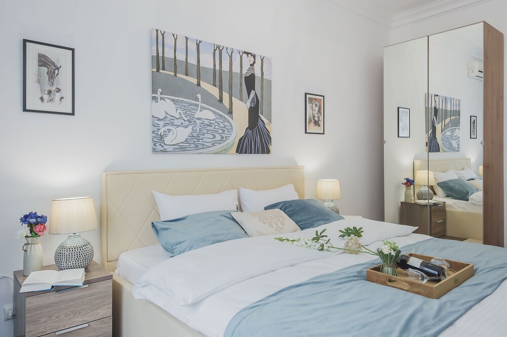 GM Apartment Spiridonovka
