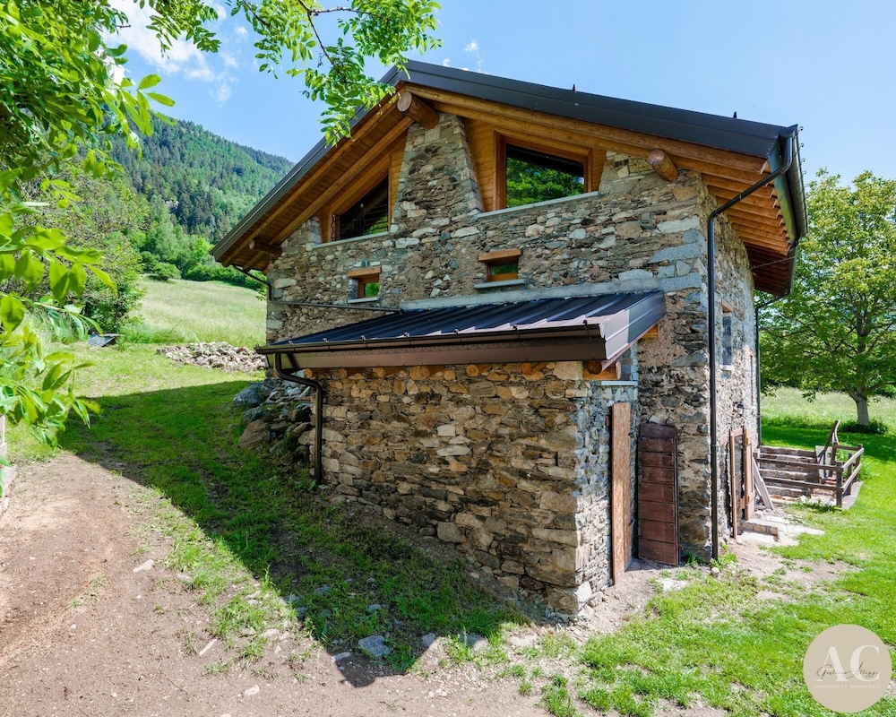 El Bait in Incudine With 2 Bedrooms and 1 Bathrooms